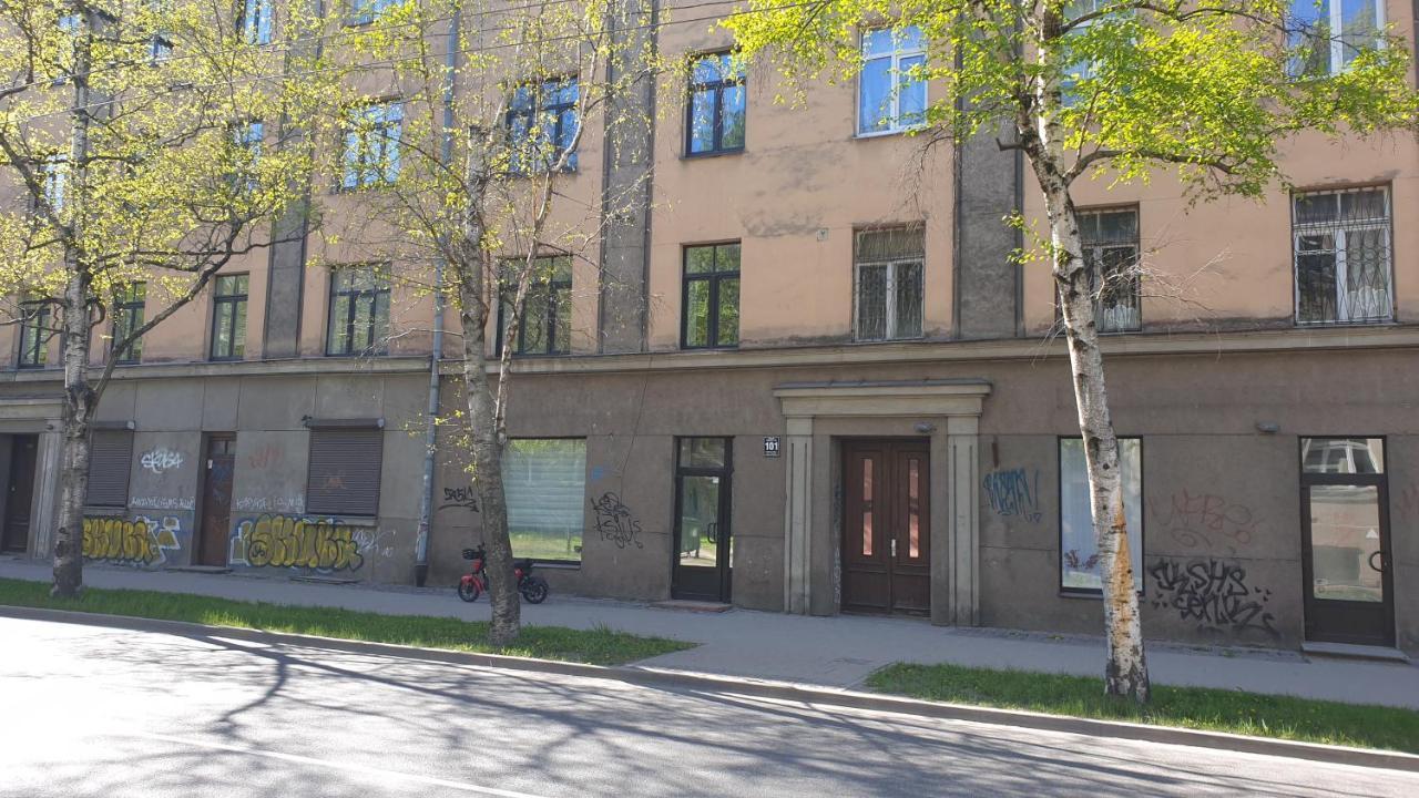 Camellia Studio Apartment & Parking Riga Kültér fotó